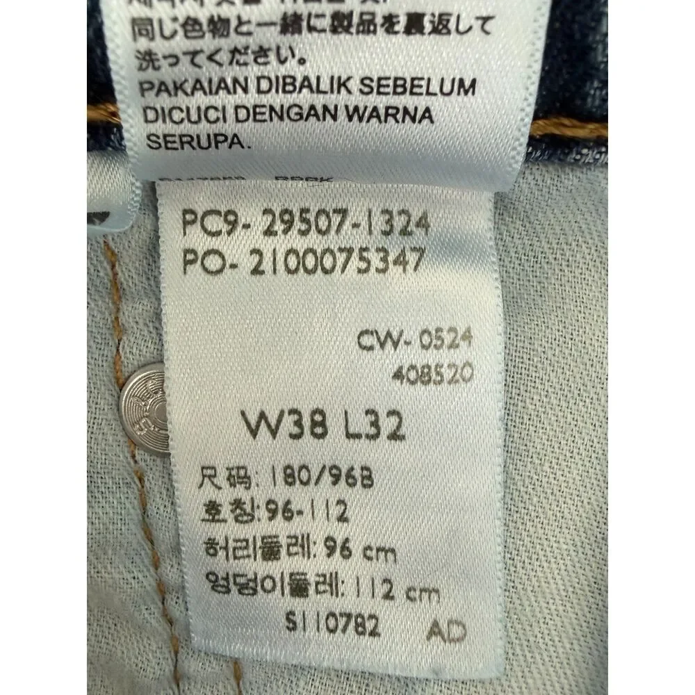 Levi's 502 Taper Fit Men's Jeans - Medium Wash - Size 38 x 32